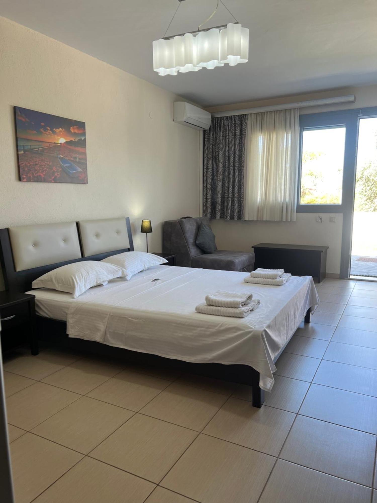 Bivas Apartments Ліменас Екстер'єр фото