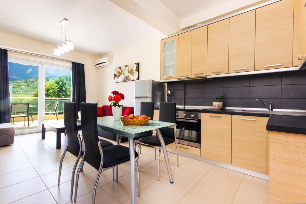 Bivas Apartments Ліменас Екстер'єр фото